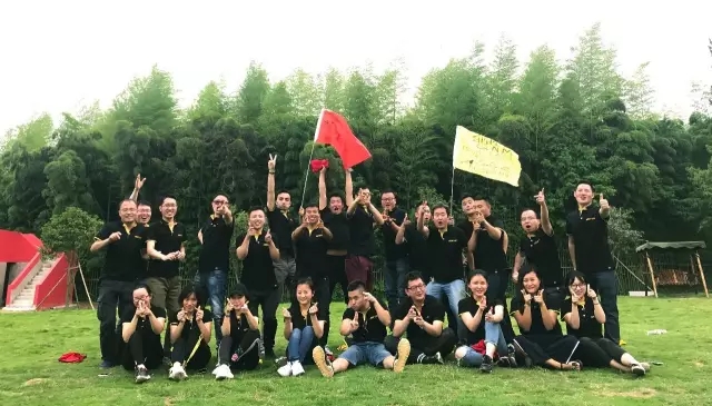 “向梦想出发” Z6尊龙销售团建运动完善绽放
